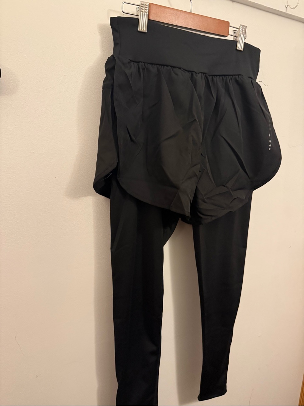 Woman’s shorts with leggings. Size 2X